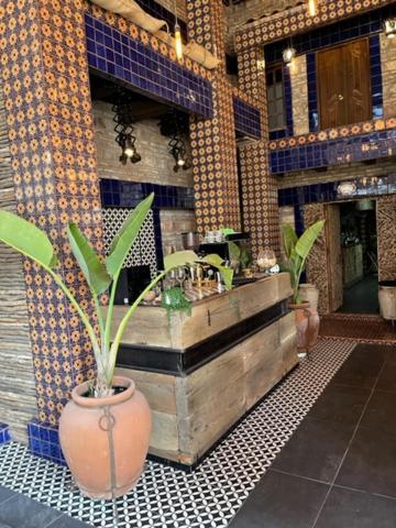 Beachfront Condo W Pools Steps To Beach & Mins To Dt Rosarito Exterior photo